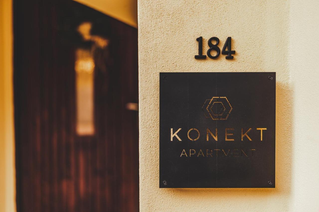 Konekt Apartment เชสกี้ครุมลอฟ ภายนอก รูปภาพ